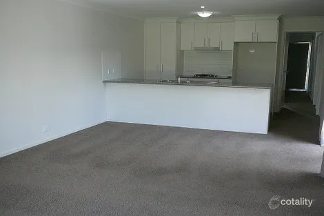 Property photo of 8 Rag Holmes Street Macgregor ACT 2615