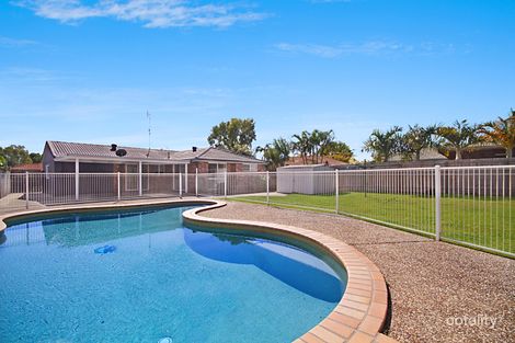 Property photo of 19 Cassia Crescent Banora Point NSW 2486