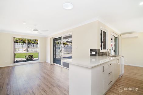 Property photo of 19 Cassia Crescent Banora Point NSW 2486