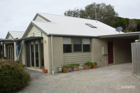 2/70 Nelson Rd, Queenscliff, VIC 3225