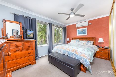 Property photo of 11 Aminya Crescent Bradbury NSW 2560