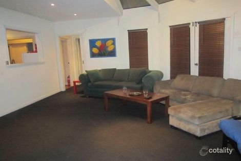 Property photo of 2 Fern Terrace Footscray VIC 3011