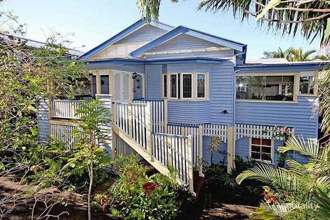 32 Akala St, Camp Hill, QLD 4152