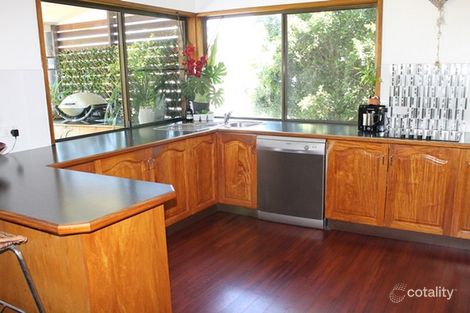 Property photo of 1 Jenkinson Street Tannum Sands QLD 4680