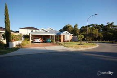 13 Spoonbill Pl, Queens Park, WA 6107