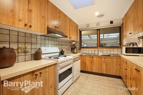 Property photo of 8 Avoca Way Wantirna South VIC 3152