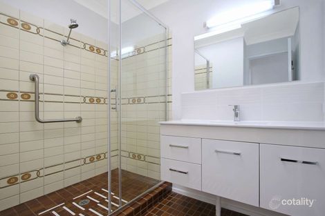Property photo of 2/15 Wilson Street Wodonga VIC 3690