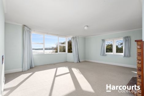 Property photo of 219 Flinders Street Beauty Point TAS 7270