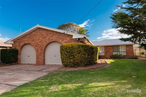 25 Maplewood Dr, Darling Heights, QLD 4350