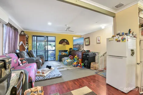 Property photo of 31 Penda Avenue New Auckland QLD 4680