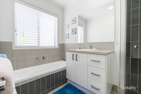 Property photo of 166 Kosciuszko Road Thurgoona NSW 2640