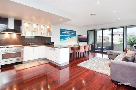 Property photo of 1/28 Armrick Avenue Broadbeach QLD 4218