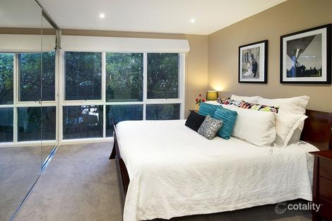 Property photo of 30 Robert Street Burwood East VIC 3151
