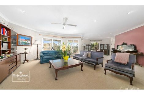 Property photo of 56 Ellerslie Crescent Taringa QLD 4068