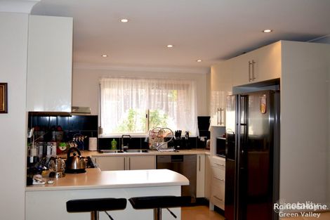 Property photo of 18B Lorikeet Crescent Green Valley NSW 2168