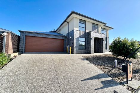 Property photo of 44 Kalbian Drive Clyde North VIC 3978