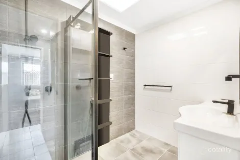 Property photo of 2/55 Coolgarra Avenue Bongaree QLD 4507