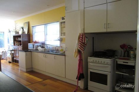 Property photo of 21 Anglesea Terrace Geelong West VIC 3218