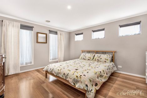 Property photo of 10 Viola Avenue Pakenham VIC 3810