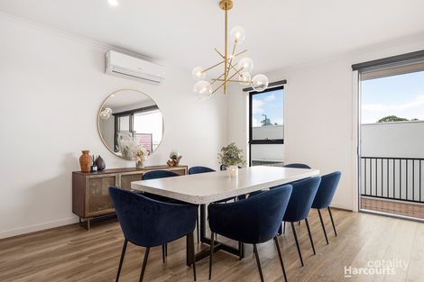 Property photo of 5 Riana Loop Eumemmerring VIC 3177