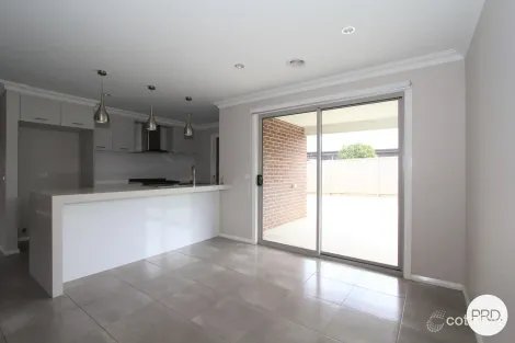Property photo of 37 Canopy Avenue Alfredton VIC 3350