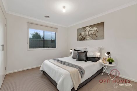 Property photo of 48 Jindalee Way Werribee VIC 3030