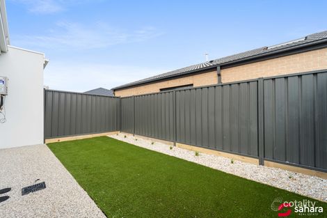 13 Eaglemont Dr, Strathtulloh, VIC 3338