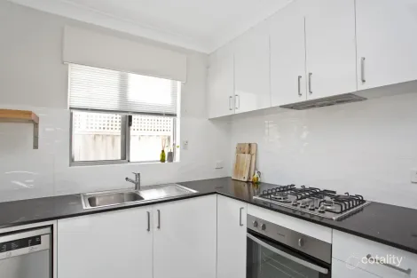Property photo of 6/7 Groves Avenue Attadale WA 6156