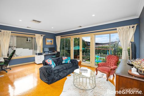 Property photo of 27 Andrews Avenue Kooringal NSW 2650