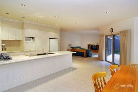 Property photo of 2/87 Rostrevor Parade Mont Albert North VIC 3129