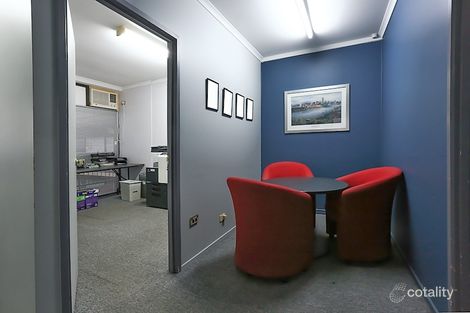 21 Dennis Rd, Springwood, QLD 4127