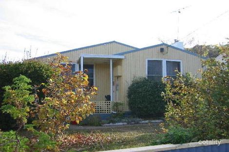 Property photo of 23 Hillside Avenue Eildon VIC 3713