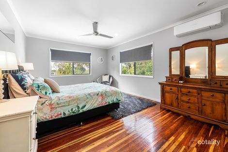 Property photo of 31-33 McCready Street Rural View QLD 4740