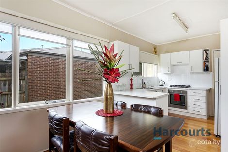 Property photo of 28 Plumer Street Croydon VIC 3136