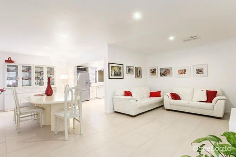 Property photo of 368 Chesterville Road Bentleigh East VIC 3165