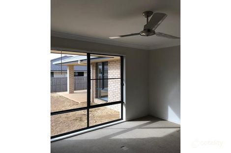 Property photo of 44 Leichhardt Drive Gracemere QLD 4702