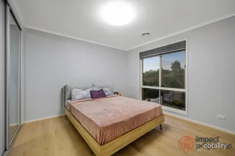 Property photo of 8 Churchill Way Gordon ACT 2906