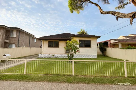 22 Parker St, Fairfield, NSW 2165