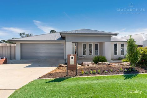 Property photo of 26 Barton Avenue Lloyd NSW 2650
