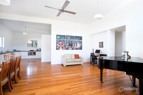 Property photo of 32 Mison Circuit Mollymook Beach NSW 2539
