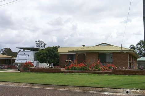 20 Jocelyn Pde, Granville, QLD 4650