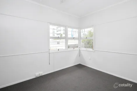 Property photo of 11 Freda Street Upper Mount Gravatt QLD 4122