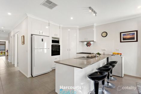 Property photo of 40 Starboard Drive Doreen VIC 3754