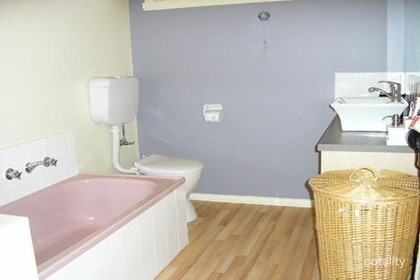 Property photo of 2/289 Mont Albert Road Surrey Hills VIC 3127