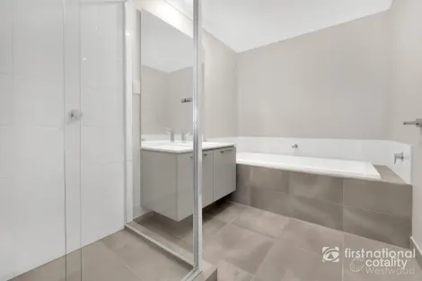 Property photo of 54 Dawley Circuit Werribee VIC 3030