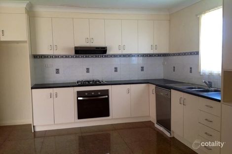 2/65 Gamalite Dr, Harkness, VIC 3337