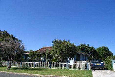 1 Birch Cres, Bellambi, NSW 2518