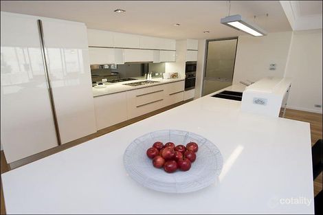 Property photo of 4 McHenry Lane Nedlands WA 6009