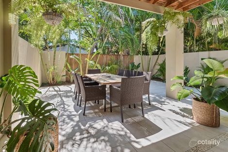 Property photo of 2/21 Purli Street Surfers Paradise QLD 4217