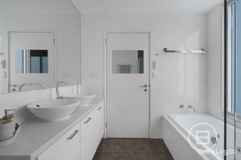 Property photo of 18 Yao Cove New Port SA 5015